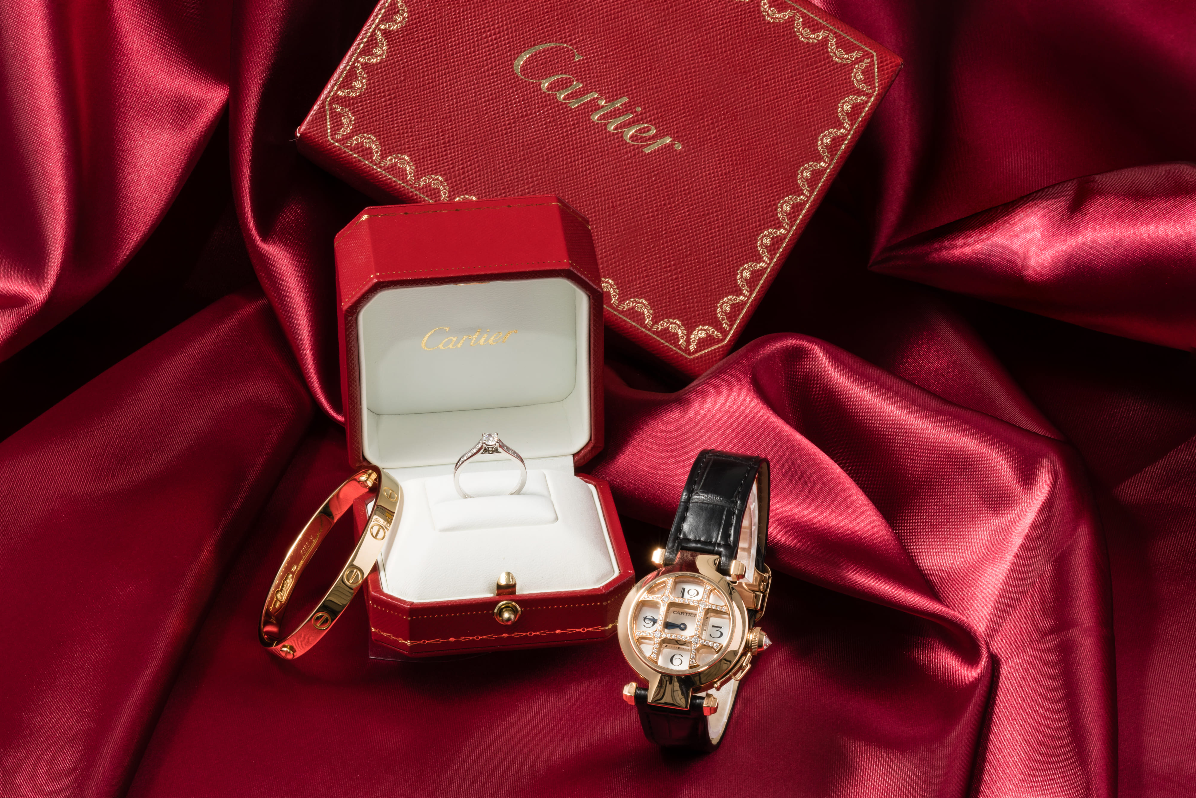 早く売る、付属品、専門店選びのアイコンイメージ